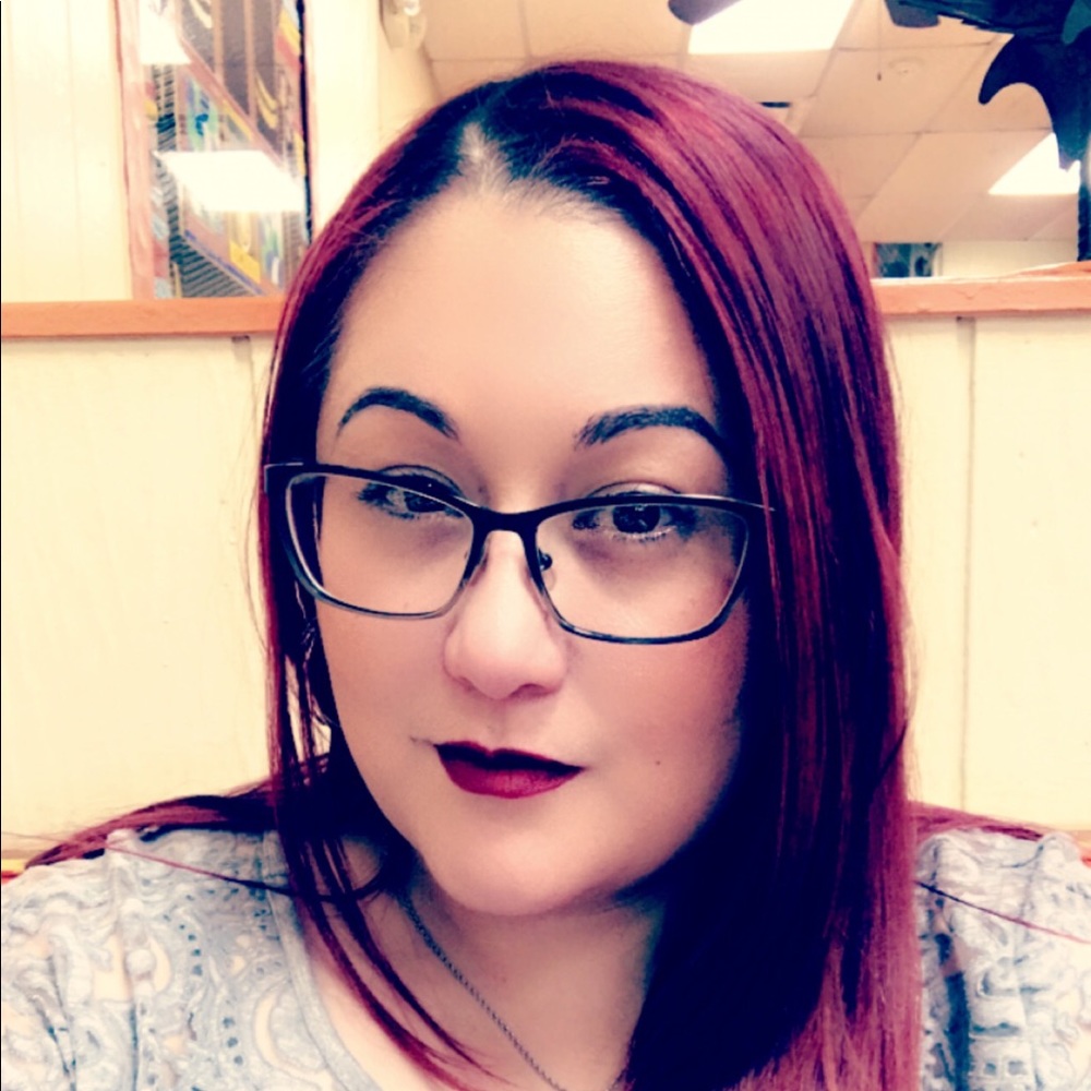 Meet your Posher, Sujeily